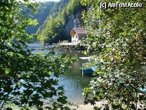 [P15] Debarcaderul de la punctul de plecare pedestru spre cascada.  » foto by smarius28
 - 
<span class="allrVoted glyphicon glyphicon-heart hidden" id="av347543"></span>
<a class="m-l-10 hidden" id="sv347543" onclick="voting_Foto_DelVot(,347543,12175)" role="button">șterge vot <span class="glyphicon glyphicon-remove"></span></a>
<a id="v9347543" class=" c-red"  onclick="voting_Foto_SetVot(347543)" role="button"><span class="glyphicon glyphicon-heart-empty"></span> <b>LIKE</b> = Votează poza</a> <img class="hidden"  id="f347543W9" src="/imagini/loader.gif" border="0" /><span class="AjErrMes hidden" id="e347543ErM"></span>