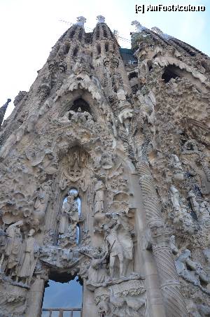 [P66] Sagrada Familia, Fatada Nasterii » foto by Muffin2009*
 - 
<span class="allrVoted glyphicon glyphicon-heart hidden" id="av352252"></span>
<a class="m-l-10 hidden" id="sv352252" onclick="voting_Foto_DelVot(,352252,12198)" role="button">șterge vot <span class="glyphicon glyphicon-remove"></span></a>
<a id="v9352252" class=" c-red"  onclick="voting_Foto_SetVot(352252)" role="button"><span class="glyphicon glyphicon-heart-empty"></span> <b>LIKE</b> = Votează poza</a> <img class="hidden"  id="f352252W9" src="/imagini/loader.gif" border="0" /><span class="AjErrMes hidden" id="e352252ErM"></span>