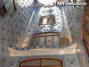 [P12] Casa scarilor din Casa Batlló.  » foto by vlado2
 - 
<span class="allrVoted glyphicon glyphicon-heart hidden" id="av472175"></span>
<a class="m-l-10 hidden" id="sv472175" onclick="voting_Foto_DelVot(,472175,12198)" role="button">șterge vot <span class="glyphicon glyphicon-remove"></span></a>
<a id="v9472175" class=" c-red"  onclick="voting_Foto_SetVot(472175)" role="button"><span class="glyphicon glyphicon-heart-empty"></span> <b>LIKE</b> = Votează poza</a> <img class="hidden"  id="f472175W9" src="/imagini/loader.gif" border="0" /><span class="AjErrMes hidden" id="e472175ErM"></span>