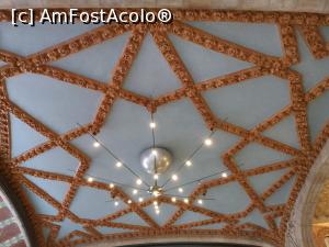 [P08] Palau de la Musica Catalana; detaliu plafon în holul de la intrare » foto by crismis
 - 
<span class="allrVoted glyphicon glyphicon-heart hidden" id="av1141664"></span>
<a class="m-l-10 hidden" id="sv1141664" onclick="voting_Foto_DelVot(,1141664,12198)" role="button">șterge vot <span class="glyphicon glyphicon-remove"></span></a>
<a id="v91141664" class=" c-red"  onclick="voting_Foto_SetVot(1141664)" role="button"><span class="glyphicon glyphicon-heart-empty"></span> <b>LIKE</b> = Votează poza</a> <img class="hidden"  id="f1141664W9" src="/imagini/loader.gif" border="0" /><span class="AjErrMes hidden" id="e1141664ErM"></span>