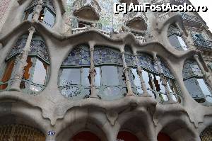 [P11] Casa Battlo » foto by Bea
 - 
<span class="allrVoted glyphicon glyphicon-heart hidden" id="av496785"></span>
<a class="m-l-10 hidden" id="sv496785" onclick="voting_Foto_DelVot(,496785,12198)" role="button">șterge vot <span class="glyphicon glyphicon-remove"></span></a>
<a id="v9496785" class=" c-red"  onclick="voting_Foto_SetVot(496785)" role="button"><span class="glyphicon glyphicon-heart-empty"></span> <b>LIKE</b> = Votează poza</a> <img class="hidden"  id="f496785W9" src="/imagini/loader.gif" border="0" /><span class="AjErrMes hidden" id="e496785ErM"></span>