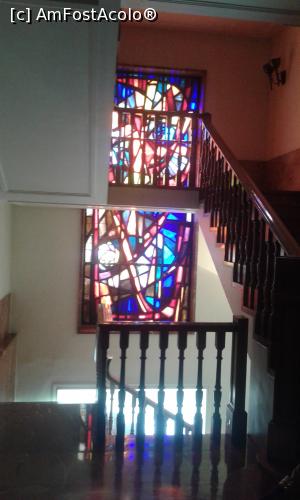 [P14] Vitralii La Casa de la Ciutat » foto by neilsimon
 - 
<span class="allrVoted glyphicon glyphicon-heart hidden" id="av854109"></span>
<a class="m-l-10 hidden" id="sv854109" onclick="voting_Foto_DelVot(,854109,12198)" role="button">șterge vot <span class="glyphicon glyphicon-remove"></span></a>
<a id="v9854109" class=" c-red"  onclick="voting_Foto_SetVot(854109)" role="button"><span class="glyphicon glyphicon-heart-empty"></span> <b>LIKE</b> = Votează poza</a> <img class="hidden"  id="f854109W9" src="/imagini/loader.gif" border="0" /><span class="AjErrMes hidden" id="e854109ErM"></span>