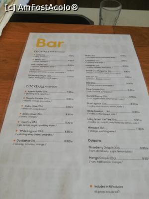 [P16] Lista de la Lobby bar si beach bar, cu bulina portocalie (nu albastra , am gresit eu in text) erau bauturile gratuite de la ALL. Restul se plateau » foto by dantonela06
 - 
<span class="allrVoted glyphicon glyphicon-heart hidden" id="av1001753"></span>
<a class="m-l-10 hidden" id="sv1001753" onclick="voting_Foto_DelVot(,1001753,12206)" role="button">șterge vot <span class="glyphicon glyphicon-remove"></span></a>
<a id="v91001753" class=" c-red"  onclick="voting_Foto_SetVot(1001753)" role="button"><span class="glyphicon glyphicon-heart-empty"></span> <b>LIKE</b> = Votează poza</a> <img class="hidden"  id="f1001753W9" src="/imagini/loader.gif" border="0" /><span class="AjErrMes hidden" id="e1001753ErM"></span>