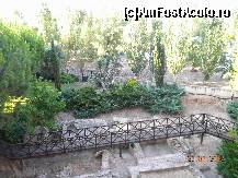 [P13] Exterior vazut din balconul camerei. Oare chiar sunt niste ruine romane?  » foto by bitnic
 - 
<span class="allrVoted glyphicon glyphicon-heart hidden" id="av347932"></span>
<a class="m-l-10 hidden" id="sv347932" onclick="voting_Foto_DelVot(,347932,12212)" role="button">șterge vot <span class="glyphicon glyphicon-remove"></span></a>
<a id="v9347932" class=" c-red"  onclick="voting_Foto_SetVot(347932)" role="button"><span class="glyphicon glyphicon-heart-empty"></span> <b>LIKE</b> = Votează poza</a> <img class="hidden"  id="f347932W9" src="/imagini/loader.gif" border="0" /><span class="AjErrMes hidden" id="e347932ErM"></span>