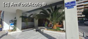 [P01] Intrarea in hotel din strada. » foto by Coniss
 - 
<span class="allrVoted glyphicon glyphicon-heart hidden" id="av1326835"></span>
<a class="m-l-10 hidden" id="sv1326835" onclick="voting_Foto_DelVot(,1326835,12214)" role="button">șterge vot <span class="glyphicon glyphicon-remove"></span></a>
<a id="v91326835" class=" c-red"  onclick="voting_Foto_SetVot(1326835)" role="button"><span class="glyphicon glyphicon-heart-empty"></span> <b>LIKE</b> = Votează poza</a> <img class="hidden"  id="f1326835W9" src="/imagini/loader.gif" border="0" /><span class="AjErrMes hidden" id="e1326835ErM"></span>