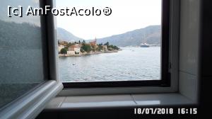 [P17] Vila PM, Dobrota, Kotor, Muntenegru. Vedere de pe geamul bucătăriei » foto by ungureanica
 - 
<span class="allrVoted glyphicon glyphicon-heart hidden" id="av1001595"></span>
<a class="m-l-10 hidden" id="sv1001595" onclick="voting_Foto_DelVot(,1001595,12220)" role="button">șterge vot <span class="glyphicon glyphicon-remove"></span></a>
<a id="v91001595" class=" c-red"  onclick="voting_Foto_SetVot(1001595)" role="button"><span class="glyphicon glyphicon-heart-empty"></span> <b>LIKE</b> = Votează poza</a> <img class="hidden"  id="f1001595W9" src="/imagini/loader.gif" border="0" /><span class="AjErrMes hidden" id="e1001595ErM"></span>