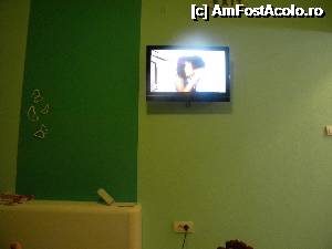 [P06] Imagine living in care aveam o canapea, masuta, dulap, inca un TV, noptiera + oglinga, deci camera de fapt au fost 2 camere, dormitor separat!!!  » foto by Pitis Manuela
 - 
<span class="allrVoted glyphicon glyphicon-heart hidden" id="av349199"></span>
<a class="m-l-10 hidden" id="sv349199" onclick="voting_Foto_DelVot(,349199,12249)" role="button">șterge vot <span class="glyphicon glyphicon-remove"></span></a>
<a id="v9349199" class=" c-red"  onclick="voting_Foto_SetVot(349199)" role="button"><span class="glyphicon glyphicon-heart-empty"></span> <b>LIKE</b> = Votează poza</a> <img class="hidden"  id="f349199W9" src="/imagini/loader.gif" border="0" /><span class="AjErrMes hidden" id="e349199ErM"></span>