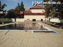 [P07] Ştrandul - Termalliget - Berettyoujfalu: piscina de relaxare.  » foto by creivean
 - 
<span class="allrVoted glyphicon glyphicon-heart hidden" id="av425870"></span>
<a class="m-l-10 hidden" id="sv425870" onclick="voting_Foto_DelVot(,425870,12268)" role="button">șterge vot <span class="glyphicon glyphicon-remove"></span></a>
<a id="v9425870" class=" c-red"  onclick="voting_Foto_SetVot(425870)" role="button"><span class="glyphicon glyphicon-heart-empty"></span> <b>LIKE</b> = Votează poza</a> <img class="hidden"  id="f425870W9" src="/imagini/loader.gif" border="0" /><span class="AjErrMes hidden" id="e425870ErM"></span>
