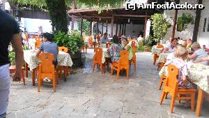 [P22] Restaurantul si mesele de afara.  » foto by delinyka
 - 
<span class="allrVoted glyphicon glyphicon-heart hidden" id="av535469"></span>
<a class="m-l-10 hidden" id="sv535469" onclick="voting_Foto_DelVot(,535469,12279)" role="button">șterge vot <span class="glyphicon glyphicon-remove"></span></a>
<a id="v9535469" class=" c-red"  onclick="voting_Foto_SetVot(535469)" role="button"><span class="glyphicon glyphicon-heart-empty"></span> <b>LIKE</b> = Votează poza</a> <img class="hidden"  id="f535469W9" src="/imagini/loader.gif" border="0" /><span class="AjErrMes hidden" id="e535469ErM"></span>