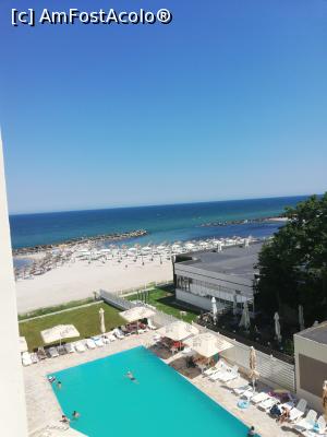 [P01] Vedere din camera noastră către piscină, plajă şi mare. » foto by cris1982
 - 
<span class="allrVoted glyphicon glyphicon-heart hidden" id="av1236007"></span>
<a class="m-l-10 hidden" id="sv1236007" onclick="voting_Foto_DelVot(,1236007,12306)" role="button">șterge vot <span class="glyphicon glyphicon-remove"></span></a>
<a id="v91236007" class=" c-red"  onclick="voting_Foto_SetVot(1236007)" role="button"><span class="glyphicon glyphicon-heart-empty"></span> <b>LIKE</b> = Votează poza</a> <img class="hidden"  id="f1236007W9" src="/imagini/loader.gif" border="0" /><span class="AjErrMes hidden" id="e1236007ErM"></span>
