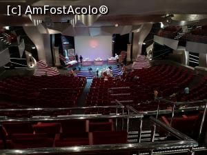 [P31] Sala de spectacole (concurs de Master Chef în desfășurare)  » foto by crismis
 - 
<span class="allrVoted glyphicon glyphicon-heart hidden" id="av1124316"></span>
<a class="m-l-10 hidden" id="sv1124316" onclick="voting_Foto_DelVot(,1124316,12337)" role="button">șterge vot <span class="glyphicon glyphicon-remove"></span></a>
<a id="v91124316" class=" c-red"  onclick="voting_Foto_SetVot(1124316)" role="button"><span class="glyphicon glyphicon-heart-empty"></span> <b>LIKE</b> = Votează poza</a> <img class="hidden"  id="f1124316W9" src="/imagini/loader.gif" border="0" /><span class="AjErrMes hidden" id="e1124316ErM"></span>