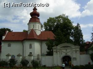 [P02] Mănăstirea Hodoș-Bodrog - Intrarea în cea de-a doua curte. » foto by iulianic
 - 
<span class="allrVoted glyphicon glyphicon-heart hidden" id="av1217269"></span>
<a class="m-l-10 hidden" id="sv1217269" onclick="voting_Foto_DelVot(,1217269,12357)" role="button">șterge vot <span class="glyphicon glyphicon-remove"></span></a>
<a id="v91217269" class=" c-red"  onclick="voting_Foto_SetVot(1217269)" role="button"><span class="glyphicon glyphicon-heart-empty"></span> <b>LIKE</b> = Votează poza</a> <img class="hidden"  id="f1217269W9" src="/imagini/loader.gif" border="0" /><span class="AjErrMes hidden" id="e1217269ErM"></span>