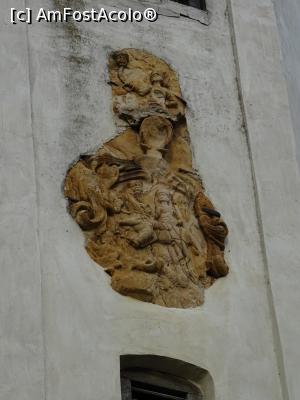 [P16] Relieful de pe turnul clopotniță - doi călăreți purtând în vârful săbiilor capete de turci.  » foto by tata123 🔱
 - 
<span class="allrVoted glyphicon glyphicon-heart hidden" id="av1132975"></span>
<a class="m-l-10 hidden" id="sv1132975" onclick="voting_Foto_DelVot(,1132975,12357)" role="button">șterge vot <span class="glyphicon glyphicon-remove"></span></a>
<a id="v91132975" class=" c-red"  onclick="voting_Foto_SetVot(1132975)" role="button"><span class="glyphicon glyphicon-heart-empty"></span> <b>LIKE</b> = Votează poza</a> <img class="hidden"  id="f1132975W9" src="/imagini/loader.gif" border="0" /><span class="AjErrMes hidden" id="e1132975ErM"></span>