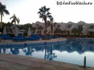 [P05] piscina fara incalzire » foto by Swan1
 - 
<span class="allrVoted glyphicon glyphicon-heart hidden" id="av592528"></span>
<a class="m-l-10 hidden" id="sv592528" onclick="voting_Foto_DelVot(,592528,12386)" role="button">șterge vot <span class="glyphicon glyphicon-remove"></span></a>
<a id="v9592528" class=" c-red"  onclick="voting_Foto_SetVot(592528)" role="button"><span class="glyphicon glyphicon-heart-empty"></span> <b>LIKE</b> = Votează poza</a> <img class="hidden"  id="f592528W9" src="/imagini/loader.gif" border="0" /><span class="AjErrMes hidden" id="e592528ErM"></span>