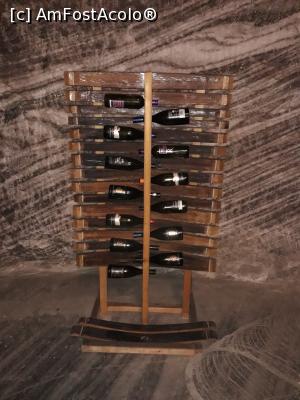 [P18] Altă etalare a sticlelor de vin.  » foto by iulian68
 - 
<span class="allrVoted glyphicon glyphicon-heart hidden" id="av993104"></span>
<a class="m-l-10 hidden" id="sv993104" onclick="voting_Foto_DelVot(,993104,12414)" role="button">șterge vot <span class="glyphicon glyphicon-remove"></span></a>
<a id="v9993104" class=" c-red"  onclick="voting_Foto_SetVot(993104)" role="button"><span class="glyphicon glyphicon-heart-empty"></span> <b>LIKE</b> = Votează poza</a> <img class="hidden"  id="f993104W9" src="/imagini/loader.gif" border="0" /><span class="AjErrMes hidden" id="e993104ErM"></span>
