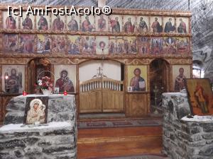 [P22] Iconostasul si altarul.  » foto by iulian68
 - 
<span class="allrVoted glyphicon glyphicon-heart hidden" id="av993108"></span>
<a class="m-l-10 hidden" id="sv993108" onclick="voting_Foto_DelVot(,993108,12414)" role="button">șterge vot <span class="glyphicon glyphicon-remove"></span></a>
<a id="v9993108" class=" c-red"  onclick="voting_Foto_SetVot(993108)" role="button"><span class="glyphicon glyphicon-heart-empty"></span> <b>LIKE</b> = Votează poza</a> <img class="hidden"  id="f993108W9" src="/imagini/loader.gif" border="0" /><span class="AjErrMes hidden" id="e993108ErM"></span>