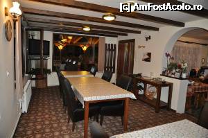 [P49] Sala unde se serveste micul dejun in pensiune » foto by Catzus
 - 
<span class="allrVoted glyphicon glyphicon-heart hidden" id="av355297"></span>
<a class="m-l-10 hidden" id="sv355297" onclick="voting_Foto_DelVot(,355297,12474)" role="button">șterge vot <span class="glyphicon glyphicon-remove"></span></a>
<a id="v9355297" class=" c-red"  onclick="voting_Foto_SetVot(355297)" role="button"><span class="glyphicon glyphicon-heart-empty"></span> <b>LIKE</b> = Votează poza</a> <img class="hidden"  id="f355297W9" src="/imagini/loader.gif" border="0" /><span class="AjErrMes hidden" id="e355297ErM"></span>