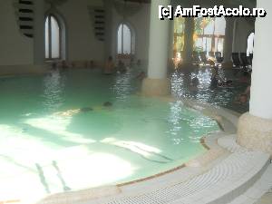 [P09] Piscina in cel mai mare bazin acoperit (castelul cu turnulete)  » foto by noi doi
 - 
<span class="allrVoted glyphicon glyphicon-heart hidden" id="av441820"></span>
<a class="m-l-10 hidden" id="sv441820" onclick="voting_Foto_DelVot(,441820,12576)" role="button">șterge vot <span class="glyphicon glyphicon-remove"></span></a>
<a id="v9441820" class=" c-red"  onclick="voting_Foto_SetVot(441820)" role="button"><span class="glyphicon glyphicon-heart-empty"></span> <b>LIKE</b> = Votează poza</a> <img class="hidden"  id="f441820W9" src="/imagini/loader.gif" border="0" /><span class="AjErrMes hidden" id="e441820ErM"></span>