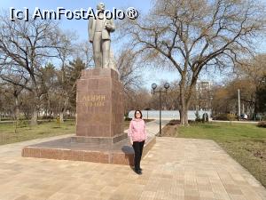 [P27] Bender (Tighina), Monumentul lui Vladimir Ilici Lenin în Scuarul Comsomolului leninist » foto by mprofeanu
 - 
<span class="allrVoted glyphicon glyphicon-heart hidden" id="av1476982"></span>
<a class="m-l-10 hidden" id="sv1476982" onclick="voting_Foto_DelVot(,1476982,12581)" role="button">șterge vot <span class="glyphicon glyphicon-remove"></span></a>
<a id="v91476982" class=" c-red"  onclick="voting_Foto_SetVot(1476982)" role="button"><span class="glyphicon glyphicon-heart-empty"></span> <b>LIKE</b> = Votează poza</a> <img class="hidden"  id="f1476982W9" src="/imagini/loader.gif" border="0" /><span class="AjErrMes hidden" id="e1476982ErM"></span>