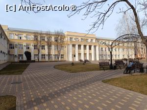[P34] Tiraspol, Universitatea de Stat din Transnistria. » foto by mprofeanu
 - 
<span class="allrVoted glyphicon glyphicon-heart hidden" id="av1476989"></span>
<a class="m-l-10 hidden" id="sv1476989" onclick="voting_Foto_DelVot(,1476989,12581)" role="button">șterge vot <span class="glyphicon glyphicon-remove"></span></a>
<a id="v91476989" class=" c-red"  onclick="voting_Foto_SetVot(1476989)" role="button"><span class="glyphicon glyphicon-heart-empty"></span> <b>LIKE</b> = Votează poza</a> <img class="hidden"  id="f1476989W9" src="/imagini/loader.gif" border="0" /><span class="AjErrMes hidden" id="e1476989ErM"></span>