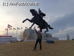 [P36] Tiraspol, Parcul Suvorov cu Monumentul lui Surotov, făuritorul Transnistriei » foto by mprofeanu
 - 
<span class="allrVoted glyphicon glyphicon-heart hidden" id="av1476991"></span>
<a class="m-l-10 hidden" id="sv1476991" onclick="voting_Foto_DelVot(,1476991,12581)" role="button">șterge vot <span class="glyphicon glyphicon-remove"></span></a>
<a id="v91476991" class=" c-red"  onclick="voting_Foto_SetVot(1476991)" role="button"><span class="glyphicon glyphicon-heart-empty"></span> <b>LIKE</b> = Votează poza</a> <img class="hidden"  id="f1476991W9" src="/imagini/loader.gif" border="0" /><span class="AjErrMes hidden" id="e1476991ErM"></span>