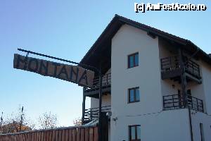[P01] Pensiunea vazuta din fata.  » foto by Coniss
 - 
<span class="allrVoted glyphicon glyphicon-heart hidden" id="av688380"></span>
<a class="m-l-10 hidden" id="sv688380" onclick="voting_Foto_DelVot(,688380,12600)" role="button">șterge vot <span class="glyphicon glyphicon-remove"></span></a>
<a id="v9688380" class=" c-red"  onclick="voting_Foto_SetVot(688380)" role="button"><span class="glyphicon glyphicon-heart-empty"></span> <b>LIKE</b> = Votează poza</a> <img class="hidden"  id="f688380W9" src="/imagini/loader.gif" border="0" /><span class="AjErrMes hidden" id="e688380ErM"></span>