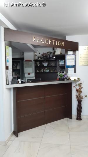 [P25] receptie hotel » foto by Yolanda
 - 
<span class="allrVoted glyphicon glyphicon-heart hidden" id="av1400561"></span>
<a class="m-l-10 hidden" id="sv1400561" onclick="voting_Foto_DelVot(,1400561,12610)" role="button">șterge vot <span class="glyphicon glyphicon-remove"></span></a>
<a id="v91400561" class=" c-red"  onclick="voting_Foto_SetVot(1400561)" role="button"><span class="glyphicon glyphicon-heart-empty"></span> <b>LIKE</b> = Votează poza</a> <img class="hidden"  id="f1400561W9" src="/imagini/loader.gif" border="0" /><span class="AjErrMes hidden" id="e1400561ErM"></span>