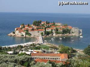 [P82] Sveti Stefan, Muntenegru » foto by crismis
 - 
<span class="allrVoted glyphicon glyphicon-heart hidden" id="av655277"></span>
<a class="m-l-10 hidden" id="sv655277" onclick="voting_Foto_DelVot(,655277,12619)" role="button">șterge vot <span class="glyphicon glyphicon-remove"></span></a>
<a id="v9655277" class=" c-red"  onclick="voting_Foto_SetVot(655277)" role="button"><span class="glyphicon glyphicon-heart-empty"></span> <b>LIKE</b> = Votează poza</a> <img class="hidden"  id="f655277W9" src="/imagini/loader.gif" border="0" /><span class="AjErrMes hidden" id="e655277ErM"></span>