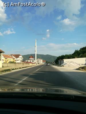 [P12] Un șirag de localități musulmane pe drumul dintre Skopie și Ohrid » foto by crismis
 - 
<span class="allrVoted glyphicon glyphicon-heart hidden" id="av877643"></span>
<a class="m-l-10 hidden" id="sv877643" onclick="voting_Foto_DelVot(,877643,12619)" role="button">șterge vot <span class="glyphicon glyphicon-remove"></span></a>
<a id="v9877643" class=" c-red"  onclick="voting_Foto_SetVot(877643)" role="button"><span class="glyphicon glyphicon-heart-empty"></span> <b>LIKE</b> = Votează poza</a> <img class="hidden"  id="f877643W9" src="/imagini/loader.gif" border="0" /><span class="AjErrMes hidden" id="e877643ErM"></span>