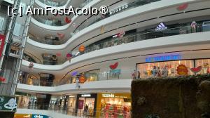 [P38] mall modern » foto by Yolanda
 - 
<span class="allrVoted glyphicon glyphicon-heart hidden" id="av1396505"></span>
<a class="m-l-10 hidden" id="sv1396505" onclick="voting_Foto_DelVot(,1396505,12619)" role="button">șterge vot <span class="glyphicon glyphicon-remove"></span></a>
<a id="v91396505" class=" c-red"  onclick="voting_Foto_SetVot(1396505)" role="button"><span class="glyphicon glyphicon-heart-empty"></span> <b>LIKE</b> = Votează poza</a> <img class="hidden"  id="f1396505W9" src="/imagini/loader.gif" border="0" /><span class="AjErrMes hidden" id="e1396505ErM"></span>