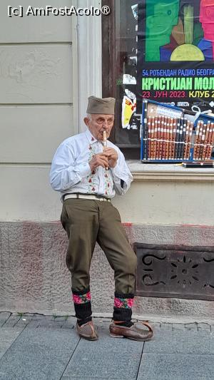 [P04] strada Knez Mihailova, fluiere de vânzare » foto by Yolanda
 - 
<span class="allrVoted glyphicon glyphicon-heart hidden" id="av1396470"></span>
<a class="m-l-10 hidden" id="sv1396470" onclick="voting_Foto_DelVot(,1396470,12619)" role="button">șterge vot <span class="glyphicon glyphicon-remove"></span></a>
<a id="v91396470" class=" c-red"  onclick="voting_Foto_SetVot(1396470)" role="button"><span class="glyphicon glyphicon-heart-empty"></span> <b>LIKE</b> = Votează poza</a> <img class="hidden"  id="f1396470W9" src="/imagini/loader.gif" border="0" /><span class="AjErrMes hidden" id="e1396470ErM"></span>