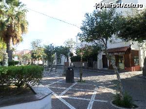 [P19] o strada din Ischia » foto by amero
 - 
<span class="allrVoted glyphicon glyphicon-heart hidden" id="av572741"></span>
<a class="m-l-10 hidden" id="sv572741" onclick="voting_Foto_DelVot(,572741,12624)" role="button">șterge vot <span class="glyphicon glyphicon-remove"></span></a>
<a id="v9572741" class=" c-red"  onclick="voting_Foto_SetVot(572741)" role="button"><span class="glyphicon glyphicon-heart-empty"></span> <b>LIKE</b> = Votează poza</a> <img class="hidden"  id="f572741W9" src="/imagini/loader.gif" border="0" /><span class="AjErrMes hidden" id="e572741ErM"></span>