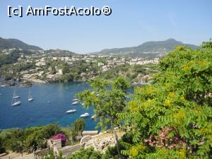 [P06] Încă o vedere spre mare, de pe aleea cu ailanthus.  » foto by maryka
 - 
<span class="allrVoted glyphicon glyphicon-heart hidden" id="av1085388"></span>
<a class="m-l-10 hidden" id="sv1085388" onclick="voting_Foto_DelVot(,1085388,12624)" role="button">șterge vot <span class="glyphicon glyphicon-remove"></span></a>
<a id="v91085388" class=" c-red"  onclick="voting_Foto_SetVot(1085388)" role="button"><span class="glyphicon glyphicon-heart-empty"></span> <b>LIKE</b> = Votează poza</a> <img class="hidden"  id="f1085388W9" src="/imagini/loader.gif" border="0" /><span class="AjErrMes hidden" id="e1085388ErM"></span>