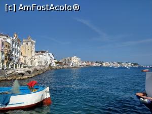 [P29] Ischia Ponte, vedere de pe ponton.  » foto by maryka
 - 
<span class="allrVoted glyphicon glyphicon-heart hidden" id="av1090301"></span>
<a class="m-l-10 hidden" id="sv1090301" onclick="voting_Foto_DelVot(,1090301,12624)" role="button">șterge vot <span class="glyphicon glyphicon-remove"></span></a>
<a id="v91090301" class=" c-red"  onclick="voting_Foto_SetVot(1090301)" role="button"><span class="glyphicon glyphicon-heart-empty"></span> <b>LIKE</b> = Votează poza</a> <img class="hidden"  id="f1090301W9" src="/imagini/loader.gif" border="0" /><span class="AjErrMes hidden" id="e1090301ErM"></span>