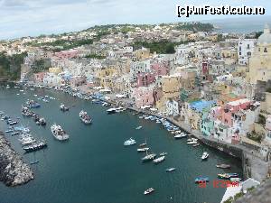 [P12] Procida. Superb!  » foto by crismis
 - 
<span class="allrVoted glyphicon glyphicon-heart hidden" id="av522859"></span>
<a class="m-l-10 hidden" id="sv522859" onclick="voting_Foto_DelVot(,522859,12624)" role="button">șterge vot <span class="glyphicon glyphicon-remove"></span></a>
<a id="v9522859" class=" c-red"  onclick="voting_Foto_SetVot(522859)" role="button"><span class="glyphicon glyphicon-heart-empty"></span> <b>LIKE</b> = Votează poza</a> <img class="hidden"  id="f522859W9" src="/imagini/loader.gif" border="0" /><span class="AjErrMes hidden" id="e522859ErM"></span>