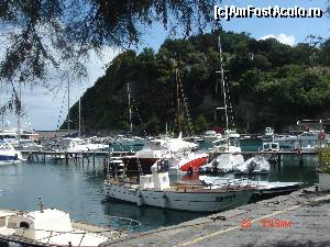 [P14] Un port in Procida » foto by crismis
 - 
<span class="allrVoted glyphicon glyphicon-heart hidden" id="av522861"></span>
<a class="m-l-10 hidden" id="sv522861" onclick="voting_Foto_DelVot(,522861,12624)" role="button">șterge vot <span class="glyphicon glyphicon-remove"></span></a>
<a id="v9522861" class=" c-red"  onclick="voting_Foto_SetVot(522861)" role="button"><span class="glyphicon glyphicon-heart-empty"></span> <b>LIKE</b> = Votează poza</a> <img class="hidden"  id="f522861W9" src="/imagini/loader.gif" border="0" /><span class="AjErrMes hidden" id="e522861ErM"></span>