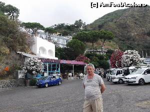 [P25] Aici am coborat pentru plaja Maronti!  » foto by balasa violeta
 - 
<span class="allrVoted glyphicon glyphicon-heart hidden" id="av640271"></span>
<a class="m-l-10 hidden" id="sv640271" onclick="voting_Foto_DelVot(,640271,12624)" role="button">șterge vot <span class="glyphicon glyphicon-remove"></span></a>
<a id="v9640271" class=" c-red"  onclick="voting_Foto_SetVot(640271)" role="button"><span class="glyphicon glyphicon-heart-empty"></span> <b>LIKE</b> = Votează poza</a> <img class="hidden"  id="f640271W9" src="/imagini/loader.gif" border="0" /><span class="AjErrMes hidden" id="e640271ErM"></span>