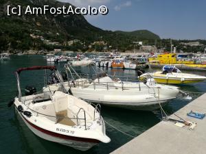 [P43] Portul din golful Alipa; în fundal se vede și submarinul galben » foto by crismis
 - 
<span class="allrVoted glyphicon glyphicon-heart hidden" id="av909650"></span>
<a class="m-l-10 hidden" id="sv909650" onclick="voting_Foto_DelVot(,909650,12630)" role="button">șterge vot <span class="glyphicon glyphicon-remove"></span></a>
<a id="v9909650" class=" c-red"  onclick="voting_Foto_SetVot(909650)" role="button"><span class="glyphicon glyphicon-heart-empty"></span> <b>LIKE</b> = Votează poza</a> <img class="hidden"  id="f909650W9" src="/imagini/loader.gif" border="0" /><span class="AjErrMes hidden" id="e909650ErM"></span>
