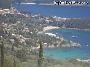 [P06] vedere a statiunii de pe terasa Bella Vista, golf in forma de inima. In dreapta sus Hotelul Akrotiri » foto by mogly
 - 
<span class="allrVoted glyphicon glyphicon-heart hidden" id="av640765"></span>
<a class="m-l-10 hidden" id="sv640765" onclick="voting_Foto_DelVot(,640765,12630)" role="button">șterge vot <span class="glyphicon glyphicon-remove"></span></a>
<a id="v9640765" class=" c-red"  onclick="voting_Foto_SetVot(640765)" role="button"><span class="glyphicon glyphicon-heart-empty"></span> <b>LIKE</b> = Votează poza</a> <img class="hidden"  id="f640765W9" src="/imagini/loader.gif" border="0" /><span class="AjErrMes hidden" id="e640765ErM"></span>