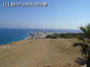 [P14] Panorama Rhodos Town văzută de pe Monte Smith. » foto by Carmen Ion
 - 
<span class="allrVoted glyphicon glyphicon-heart hidden" id="av1201722"></span>
<a class="m-l-10 hidden" id="sv1201722" onclick="voting_Foto_DelVot(,1201722,12653)" role="button">șterge vot <span class="glyphicon glyphicon-remove"></span></a>
<a id="v91201722" class=" c-red"  onclick="voting_Foto_SetVot(1201722)" role="button"><span class="glyphicon glyphicon-heart-empty"></span> <b>LIKE</b> = Votează poza</a> <img class="hidden"  id="f1201722W9" src="/imagini/loader.gif" border="0" /><span class="AjErrMes hidden" id="e1201722ErM"></span>