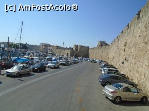[P53] Spre Porta Marina: zidurile medievale care înconjoară Old Town. » foto by Carmen Ion
 - 
<span class="allrVoted glyphicon glyphicon-heart hidden" id="av1201769"></span>
<a class="m-l-10 hidden" id="sv1201769" onclick="voting_Foto_DelVot(,1201769,12653)" role="button">șterge vot <span class="glyphicon glyphicon-remove"></span></a>
<a id="v91201769" class=" c-red"  onclick="voting_Foto_SetVot(1201769)" role="button"><span class="glyphicon glyphicon-heart-empty"></span> <b>LIKE</b> = Votează poza</a> <img class="hidden"  id="f1201769W9" src="/imagini/loader.gif" border="0" /><span class="AjErrMes hidden" id="e1201769ErM"></span>