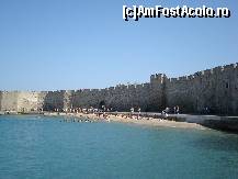 [P12] O mica plaja din Rhodos situata langa port » foto by pink_gabi*
 - 
<span class="allrVoted glyphicon glyphicon-heart hidden" id="av61516"></span>
<a class="m-l-10 hidden" id="sv61516" onclick="voting_Foto_DelVot(,61516,12653)" role="button">șterge vot <span class="glyphicon glyphicon-remove"></span></a>
<a id="v961516" class=" c-red"  onclick="voting_Foto_SetVot(61516)" role="button"><span class="glyphicon glyphicon-heart-empty"></span> <b>LIKE</b> = Votează poza</a> <img class="hidden"  id="f61516W9" src="/imagini/loader.gif" border="0" /><span class="AjErrMes hidden" id="e61516ErM"></span>
