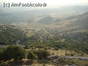 [P46] Acolo jos, lângă ultimele case din satul Greci, am parcat noi maşina. De acolo am pornit în drumeţia spre Vârful Ţuţuiatu...  » foto by Floryn81
 - 
<span class="allrVoted glyphicon glyphicon-heart hidden" id="av910935"></span>
<a class="m-l-10 hidden" id="sv910935" onclick="voting_Foto_DelVot(,910935,12680)" role="button">șterge vot <span class="glyphicon glyphicon-remove"></span></a>
<a id="v9910935" class=" c-red"  onclick="voting_Foto_SetVot(910935)" role="button"><span class="glyphicon glyphicon-heart-empty"></span> <b>LIKE</b> = Votează poza</a> <img class="hidden"  id="f910935W9" src="/imagini/loader.gif" border="0" /><span class="AjErrMes hidden" id="e910935ErM"></span>