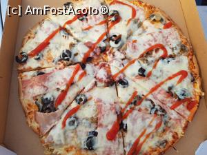 [P39] Pizza de la Angelo, satul Greci, județul Tulcea.  » foto by Floryn81
 - 
<span class="allrVoted glyphicon glyphicon-heart hidden" id="av1068783"></span>
<a class="m-l-10 hidden" id="sv1068783" onclick="voting_Foto_DelVot(,1068783,12680)" role="button">șterge vot <span class="glyphicon glyphicon-remove"></span></a>
<a id="v91068783" class=" c-red"  onclick="voting_Foto_SetVot(1068783)" role="button"><span class="glyphicon glyphicon-heart-empty"></span> <b>LIKE</b> = Votează poza</a> <img class="hidden"  id="f1068783W9" src="/imagini/loader.gif" border="0" /><span class="AjErrMes hidden" id="e1068783ErM"></span>