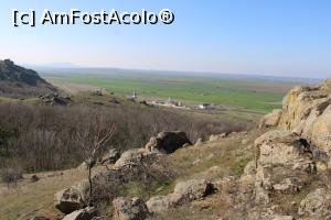 [P14] Mănăstirea Măcin văzută de pe Traseul Culmea Pricopanului » foto by mprofeanu
 - 
<span class="allrVoted glyphicon glyphicon-heart hidden" id="av1222007"></span>
<a class="m-l-10 hidden" id="sv1222007" onclick="voting_Foto_DelVot(,1222007,12680)" role="button">șterge vot <span class="glyphicon glyphicon-remove"></span></a>
<a id="v91222007" class=" c-red"  onclick="voting_Foto_SetVot(1222007)" role="button"><span class="glyphicon glyphicon-heart-empty"></span> <b>LIKE</b> = Votează poza</a> <img class="hidden"  id="f1222007W9" src="/imagini/loader.gif" border="0" /><span class="AjErrMes hidden" id="e1222007ErM"></span>
