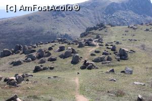 [P26] Munții Măcin, Traseul Culmea Pricopanului, Pădure de stânci pozate de sus de pe Vârful Vraju.... » foto by mprofeanu
 - 
<span class="allrVoted glyphicon glyphicon-heart hidden" id="av1222019"></span>
<a class="m-l-10 hidden" id="sv1222019" onclick="voting_Foto_DelVot(,1222019,12680)" role="button">șterge vot <span class="glyphicon glyphicon-remove"></span></a>
<a id="v91222019" class=" c-red"  onclick="voting_Foto_SetVot(1222019)" role="button"><span class="glyphicon glyphicon-heart-empty"></span> <b>LIKE</b> = Votează poza</a> <img class="hidden"  id="f1222019W9" src="/imagini/loader.gif" border="0" /><span class="AjErrMes hidden" id="e1222019ErM"></span>