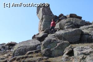[P30] Munții Măcin, Traseul Culmea Pricopanului, Sfinxul Dobrogean este pe partea dreaptă a potecii, acolo unde aceasta coboară... » foto by mprofeanu
 - 
<span class="allrVoted glyphicon glyphicon-heart hidden" id="av1222023"></span>
<a class="m-l-10 hidden" id="sv1222023" onclick="voting_Foto_DelVot(,1222023,12680)" role="button">șterge vot <span class="glyphicon glyphicon-remove"></span></a>
<a id="v91222023" class=" c-red"  onclick="voting_Foto_SetVot(1222023)" role="button"><span class="glyphicon glyphicon-heart-empty"></span> <b>LIKE</b> = Votează poza</a> <img class="hidden"  id="f1222023W9" src="/imagini/loader.gif" border="0" /><span class="AjErrMes hidden" id="e1222023ErM"></span>