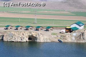 [P11] Turcoaia, jud. Tulcea, Zona de odihnă la Lacul Iacobdeal, se vede bine în mijloc și Grota, poză mărită la maxim... » foto by mprofeanu
 - 
<span class="allrVoted glyphicon glyphicon-heart hidden" id="av1224844"></span>
<a class="m-l-10 hidden" id="sv1224844" onclick="voting_Foto_DelVot(,1224844,12680)" role="button">șterge vot <span class="glyphicon glyphicon-remove"></span></a>
<a id="v91224844" class=" c-red"  onclick="voting_Foto_SetVot(1224844)" role="button"><span class="glyphicon glyphicon-heart-empty"></span> <b>LIKE</b> = Votează poza</a> <img class="hidden"  id="f1224844W9" src="/imagini/loader.gif" border="0" /><span class="AjErrMes hidden" id="e1224844ErM"></span>