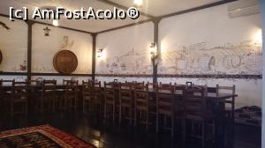 [P19] Crama Dobrogeana - Sala de degustare. Este nevoie de grup de 10 persoane si costa 30 de lei, aperitive si degustarea a 5 soiuri de vin.  » foto by Aurici
 - 
<span class="allrVoted glyphicon glyphicon-heart hidden" id="av854337"></span>
<a class="m-l-10 hidden" id="sv854337" onclick="voting_Foto_DelVot(,854337,12680)" role="button">șterge vot <span class="glyphicon glyphicon-remove"></span></a>
<a id="v9854337" class=" c-red"  onclick="voting_Foto_SetVot(854337)" role="button"><span class="glyphicon glyphicon-heart-empty"></span> <b>LIKE</b> = Votează poza</a> <img class="hidden"  id="f854337W9" src="/imagini/loader.gif" border="0" /><span class="AjErrMes hidden" id="e854337ErM"></span>