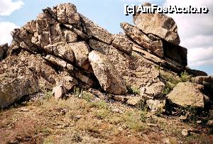 [P12] 'Suferinţa' geologică a stâncilor...  » foto by Neptunus
 - 
<span class="allrVoted glyphicon glyphicon-heart hidden" id="av475615"></span>
<a class="m-l-10 hidden" id="sv475615" onclick="voting_Foto_DelVot(,475615,12680)" role="button">șterge vot <span class="glyphicon glyphicon-remove"></span></a>
<a id="v9475615" class=" c-red"  onclick="voting_Foto_SetVot(475615)" role="button"><span class="glyphicon glyphicon-heart-empty"></span> <b>LIKE</b> = Votează poza</a> <img class="hidden"  id="f475615W9" src="/imagini/loader.gif" border="0" /><span class="AjErrMes hidden" id="e475615ErM"></span>
